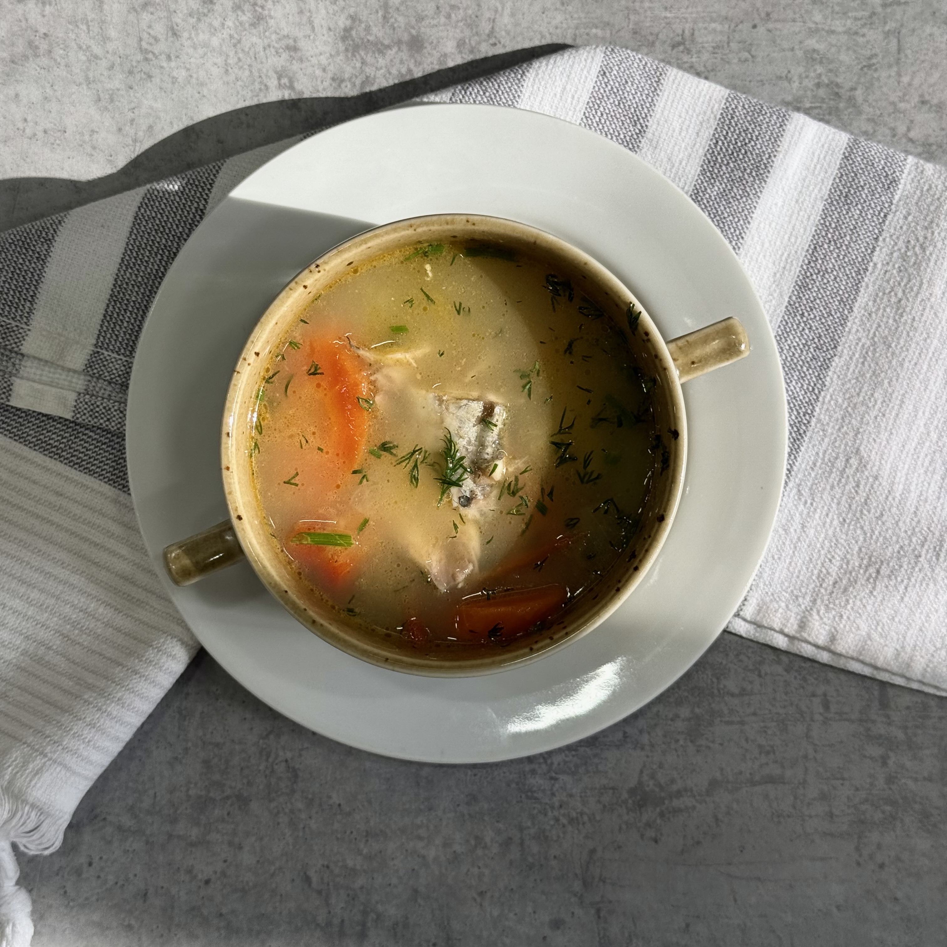 ՈՒԽԱ (ՁԿՆԱՊՈՒՐ) 300մլ